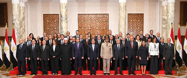 Egypte : les ministres de la Défense et de l'Intérieur remplacés dans le cadre d'un remaniement ministériel