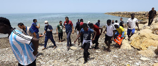 Un bateau chavire au large des côtes libyennes : plus de cent migrants pourraient avoir trouvé la mort