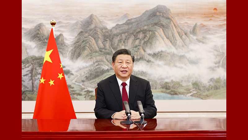 Xi Jinping prononce un discours à la session virtuelle 2022 du FEM
