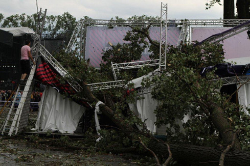 Belgique: le bilan provisoire des victimes de l'orage s'&eacute;l&egrave;ve &agrave; 5 morts lors du festival Pukkel Pop