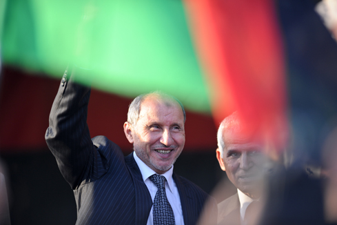 Le vice-pr&eacute;sident du CNT annonce la lib&eacute;ration de la Libye