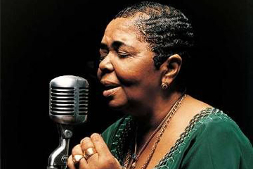 Cap-Vert : d&eacute;c&egrave;s de chanteuse Cesaria &Eacute;vora