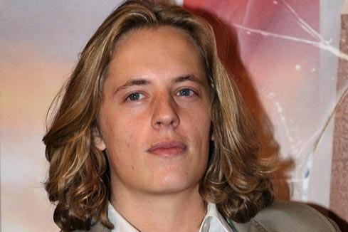 Le fils a&icirc;n&eacute; de Nicolas Sarkozy hospitalis&eacute; en Ukraine &agrave; cause d'une intoxication alimentaire