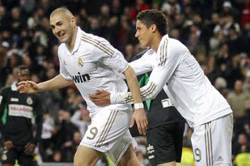 Football: le Real Madrid bat le Racing Santander (4-0)
