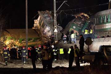 Pologne/collision entre deux trains: 14 morts (nouveau bilan)