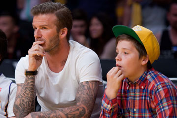 Beckham assiste &agrave; un match de la NBA avec son fils