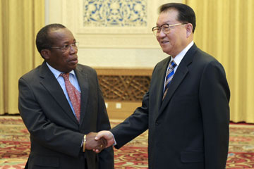 Un haut fonctionnaire du PCC s'engage à renforcer les relations avec le Mozambique