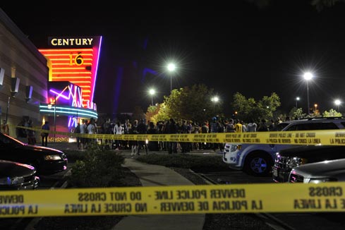 Fusillade aux USA: 12 morts et une cinquantaine de bless&eacute;s