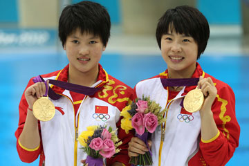 JO-2012-plongeon Haut-vol 10m synchronis&eacute; Femmes: Les chinoises Chen Ruolin et Wang Hao chanpionnes olympiques