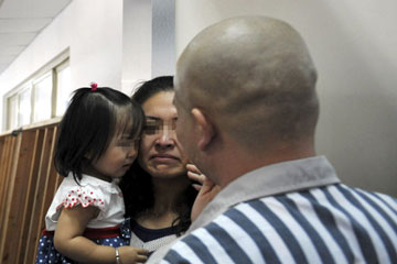 Chine : r&eacute;union entre des prisoniers et leur famille &agrave; l'occasion de la Saint-Valentin chinoise