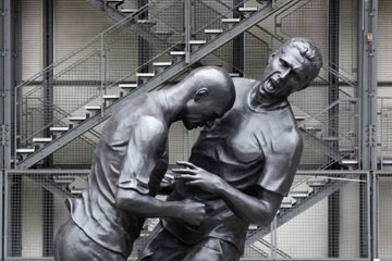 Paris: le "coup de t&ecirc;te" de Zidane expos&eacute; &agrave; Beaubourg