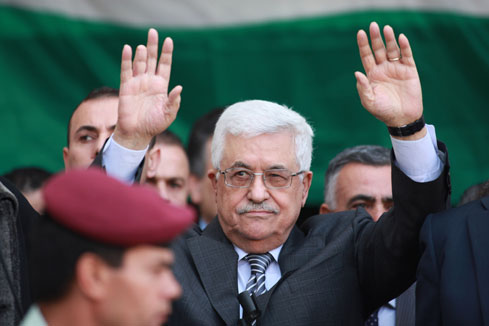 Rassemblement pour soutenir le pr&eacute;sident palestinien