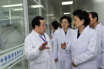 Liu Yandong met l'accent sur le traitement et la pr&eacute;vention de la grippe H7N9