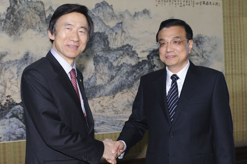 Le PM chinois rencontre le ministre des AE de la R&eacute;publique de Cor&eacute;e