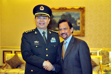 Le Sultan de Brun&eacute;i rencontre le ministre chinois de la D&eacute;fense pour renforcer les relations bilat&eacute;rales