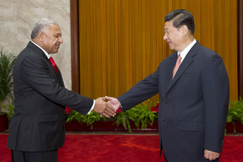Le pr&eacute;sident chinois Xi Jinping rencontre le PM fidjien