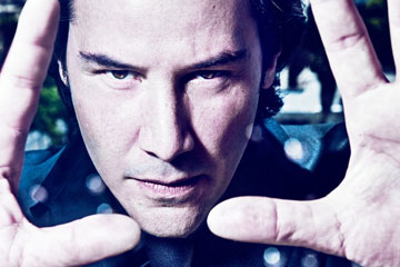 Keanu Reeves pose pour un magazine