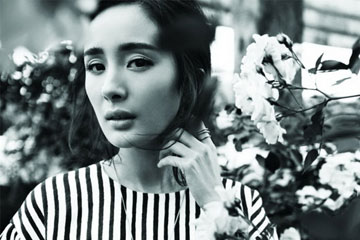 L'actrice chinoise Yang Mi pose pour un magazine