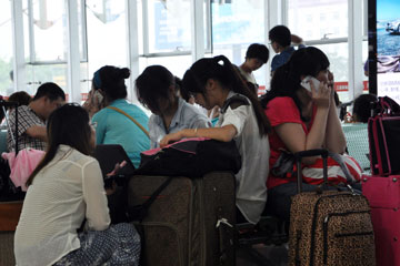Bebinca : 8.000 passagers bloqu&eacute;s dans le sud de la Chine