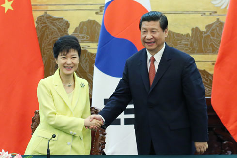 Entretien entre Xi Jinping et la pr&eacute;sidente de la R&eacute;publique de Cor&eacute;e