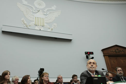 Aucun calendrier pr&eacute;&eacute;tabli pour l'acquisition des obligations par la Fed (Bernanke)