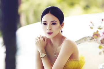 L'actrice Zhang Ziyi pose pour un magazine