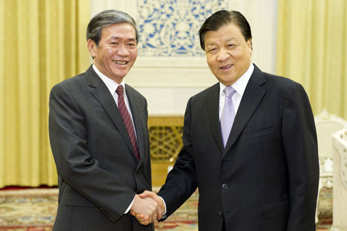 Un haut responsable du PCC appelle &agrave; renforcer les relations Chine-Vietnam