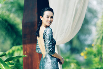 L'actrice Zhang Ziyi pose pour un magazine