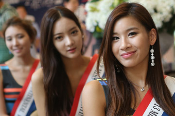 30 reines de beaut&eacute; cor&eacute;ennes visitent la Chine