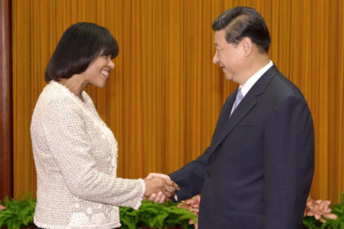 Le pr&eacute;sident chinois rencontre la Premi&egrave;re ministre jama&iuml;caine