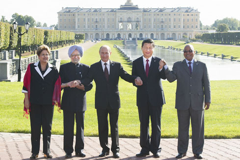 Les pays des BRICS s'entendent sur un panier de devises &eacute;trang&egrave;res de 100 milliards de dollars