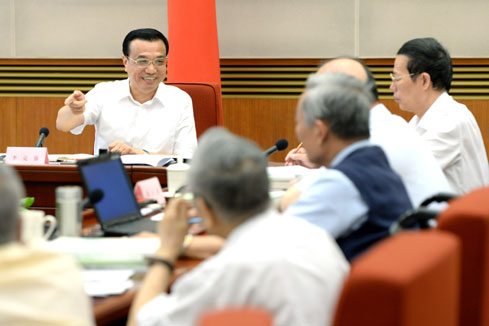 Li Keqiang appelle &agrave; des efforts pour relever les d&eacute;fis de l'urbanisation