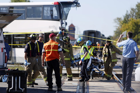 Canada : cinq morts dans une collision bus-train