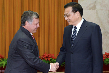 Li Keqiang rencontre le roi de Jordanie et appelle &agrave; renforcer la coop&eacute;ration