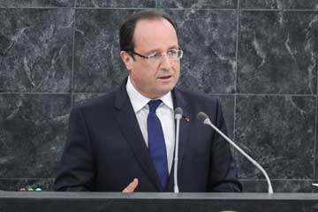 Hollande appelle &agrave; une implication plus forte de la communaut&eacute; internationale dans les conflits