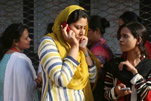 Violent s&eacute;isme au Pakistan : le nombre de morts s'&eacute;l&egrave;ve &agrave; 93