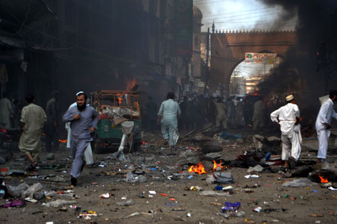 Pakistan : le bilan des morts dans l'explosion de Peshawar s'&eacute;l&egrave;ve &agrave; 39