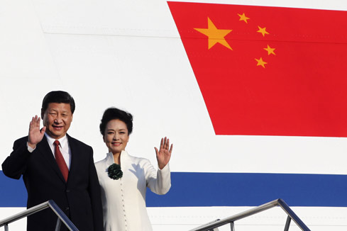 Le pr&eacute;sident chinois arrive &agrave; Bali pour un sommet de l'APEC
