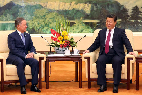 Le pr&eacute;sident chinois rencontre le pr&eacute;sident de la Chambre basse du Parlement kazakh