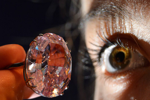 Photo - Le Pink Star, le plus gros diamant vendu au prix record de 83 millions de dollars