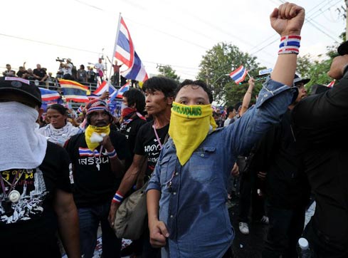 Tha&iuml;lande : les manifestants antigouvernement occupent le minist&egrave;re des Affaires &eacute;trang&egrave;res