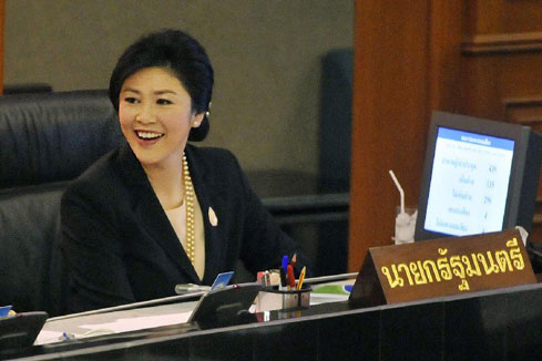 La PM tha&iuml;landaise survit &agrave; un vote de confiance