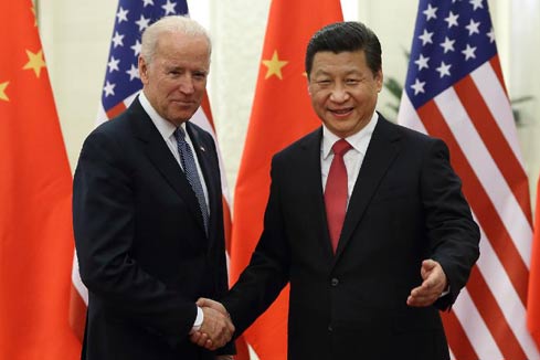 Xi Jinping s'entretient avec le vice-pr&eacute;sident am&eacute;ricain