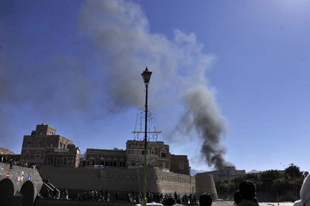 Y&eacute;men: 20 morts dans un attentat-suicide contre le minist&egrave;re de la D&eacute;fense &agrave; Sanaa