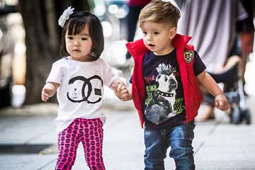 Des enfants &agrave; la mode