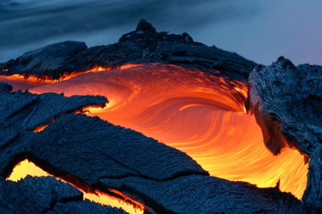 Photos impressionnantes de l'éruption de volcans