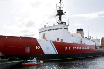 Le brise-glace américain Polar Star aidera les navires russe et chinois piégés en Antarctique (AMSA)