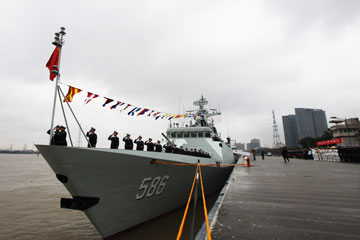 Une frégate mise en service pour la Flotte de la mer de Chine orientale