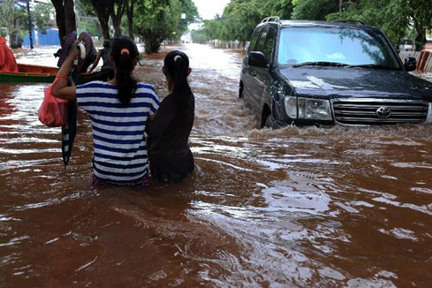 Inondations en Indon&eacute;sie: 8 morts, plus de 60.000 personnes d&eacute;plac&eacute;es &agrave; Jakarta