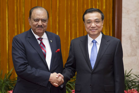 La Chine et le Pakistan s'accordent à renforcer leur coopération énergétique